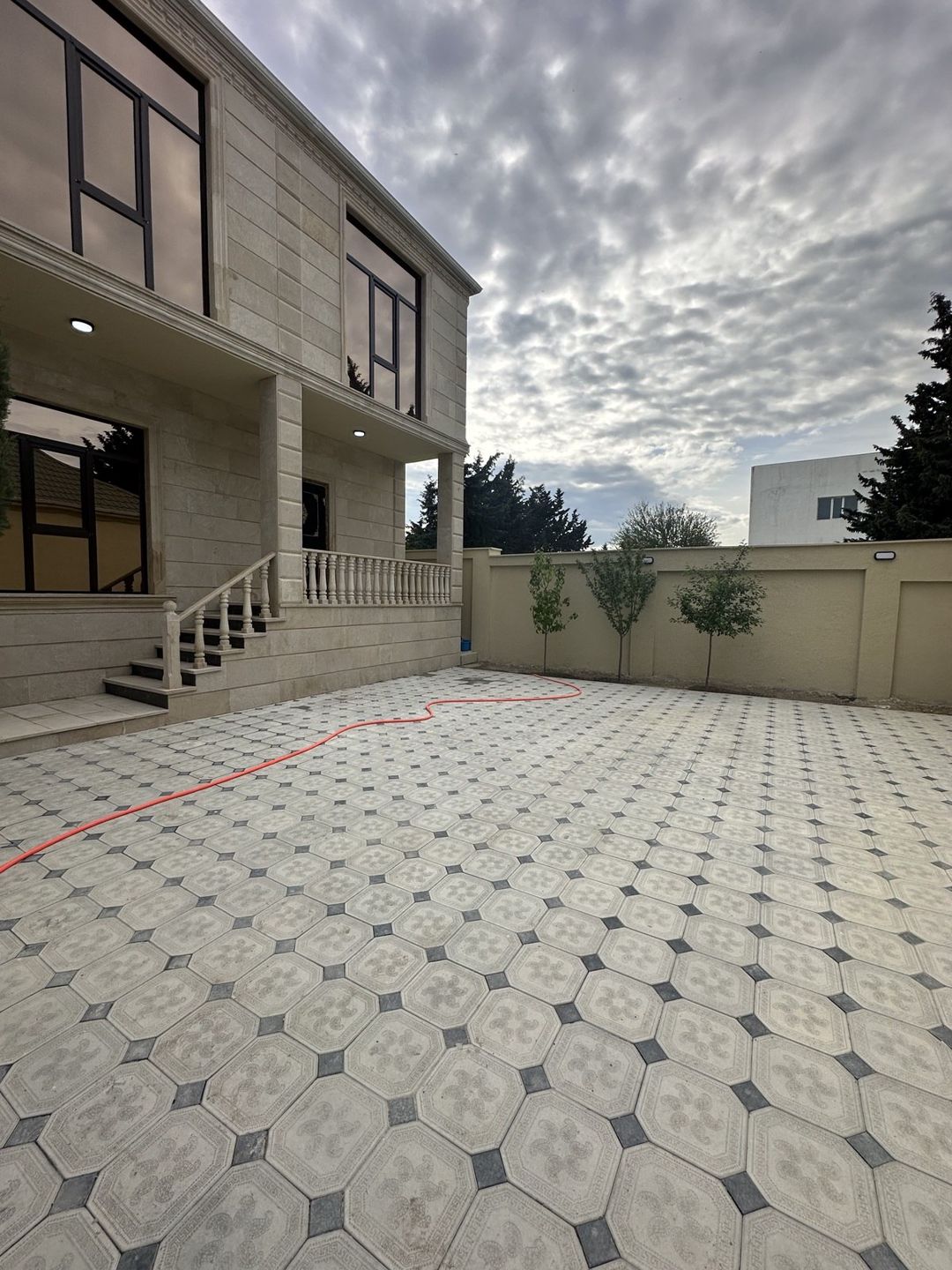 Satılır 5 otaqlı həyət evi/bağ evi 200 m² — Ev, villa, Bakı (5)