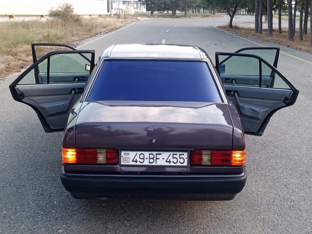 Mercedes 190, 2.0 L, 1993 il, 326 452 km — Avtomobillər, Sumqayıt (11)