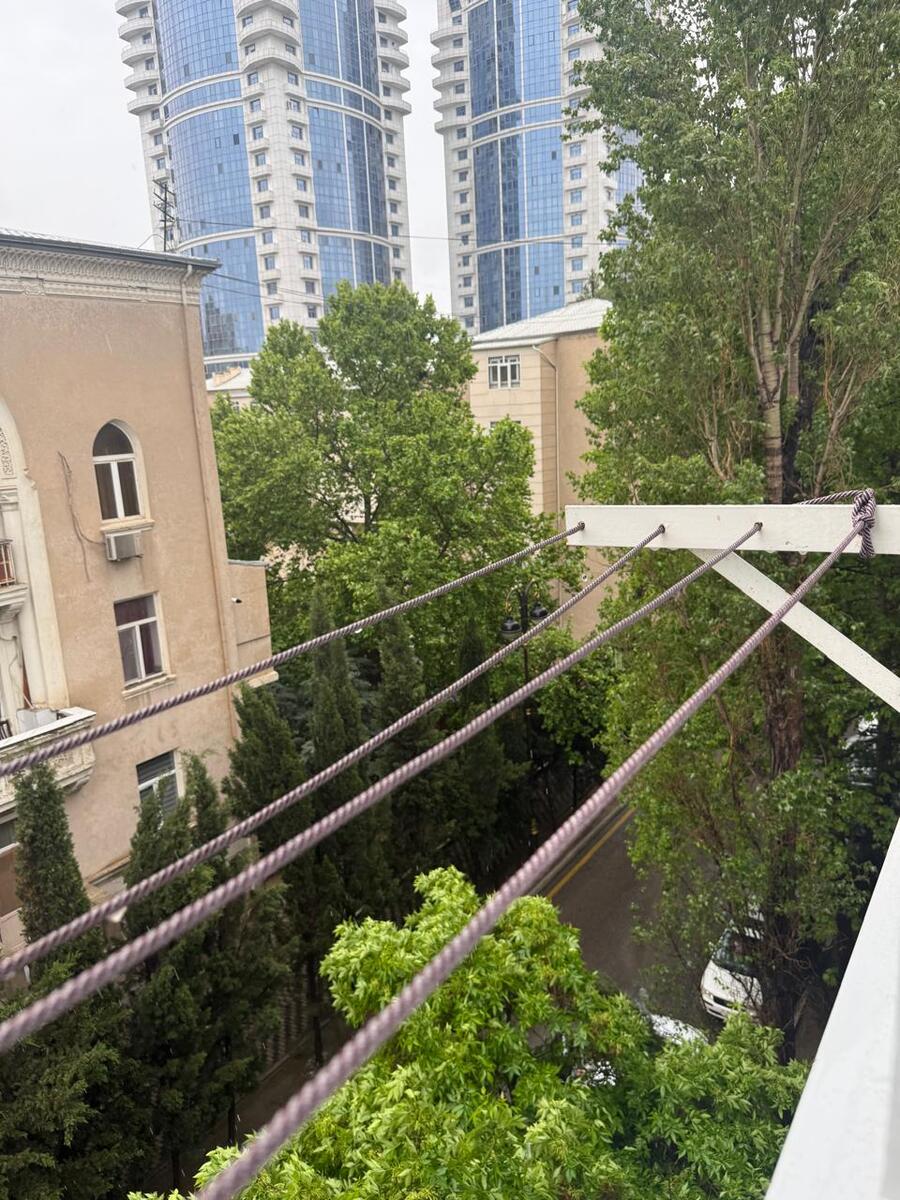 Satılır 1 otaqlı köhnə tikili 30 m² — Mənzil, Bakı (6)