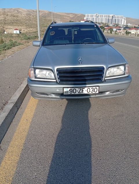 Mercedes C 220, 2.2 L, 1999 il, 435 522 km — Bakı