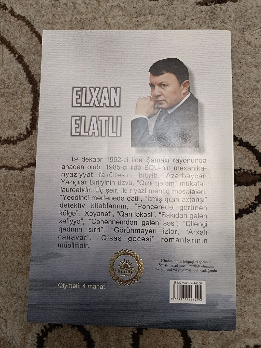 Kitab təzədən seçilmir birdefe oxumusam qalıb evde cirqi zədəsi yoxdu — Kitablar, Bakı (9)