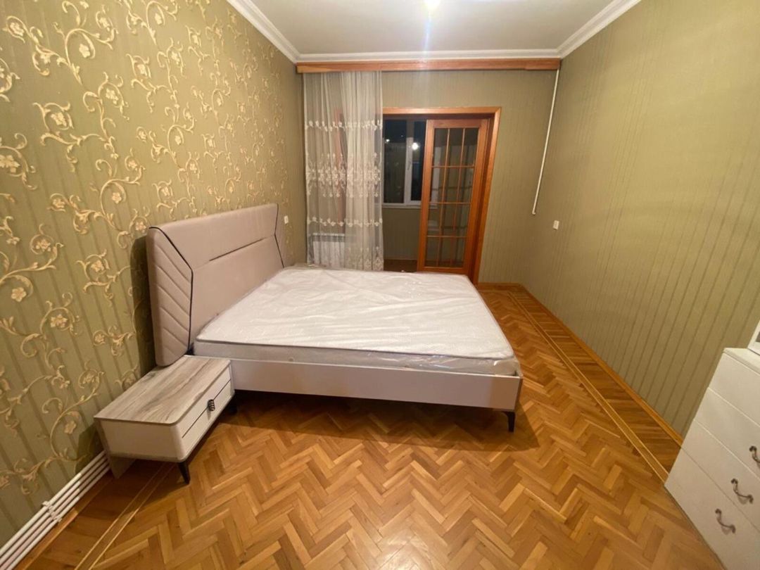 Satılır 2 otaqlı köhnə tikili 70 m² — Mənzil, Bakı (3)