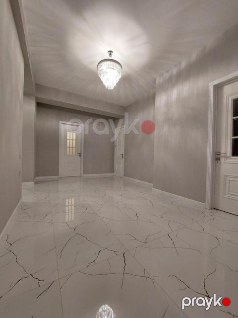 Satılır 3 otaqlı yeni tikili 131 m²
