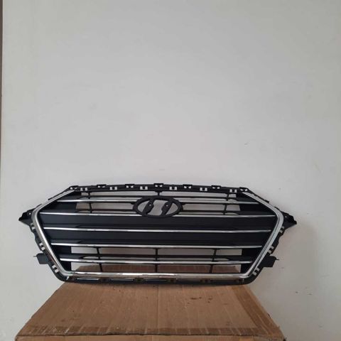 "Hyundai Elantra 2016-2019" radiator barmaqlığı — Bakı