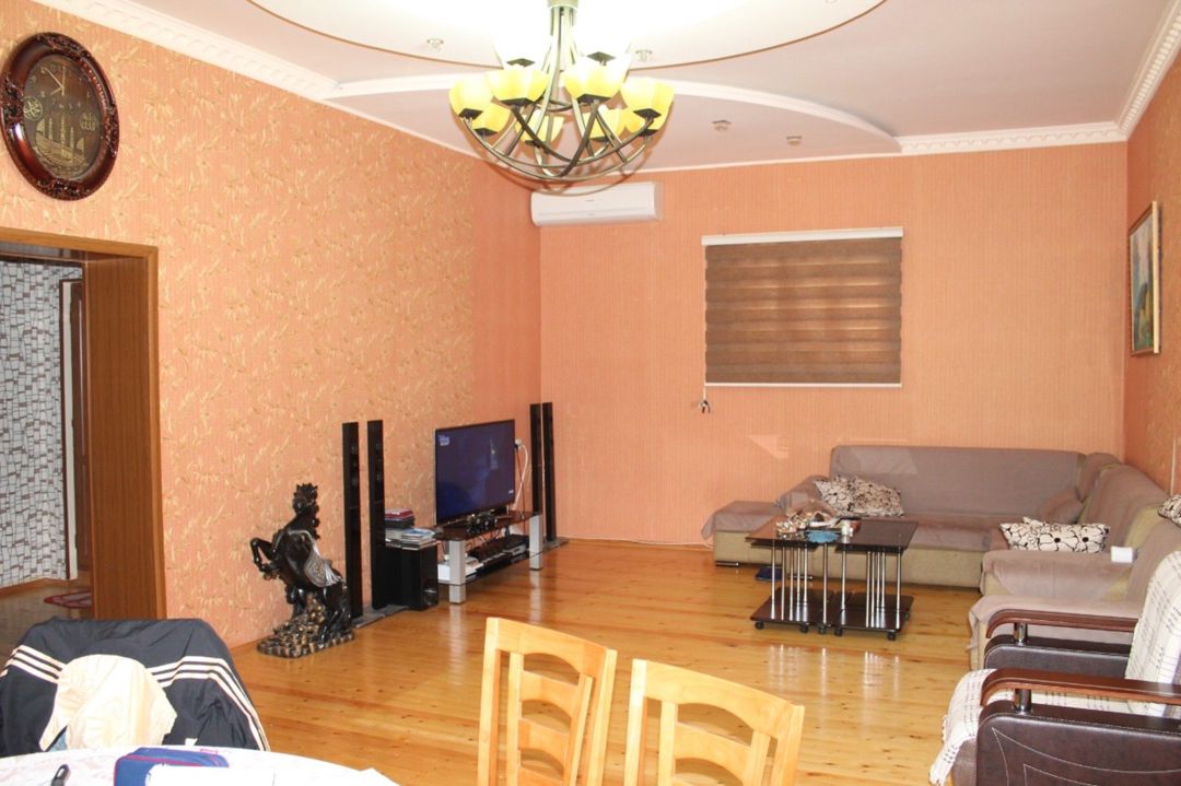 Satılır 7 otaqlı həyət evi/bağ evi 330 m² — Ev, villa, Bakı (5)