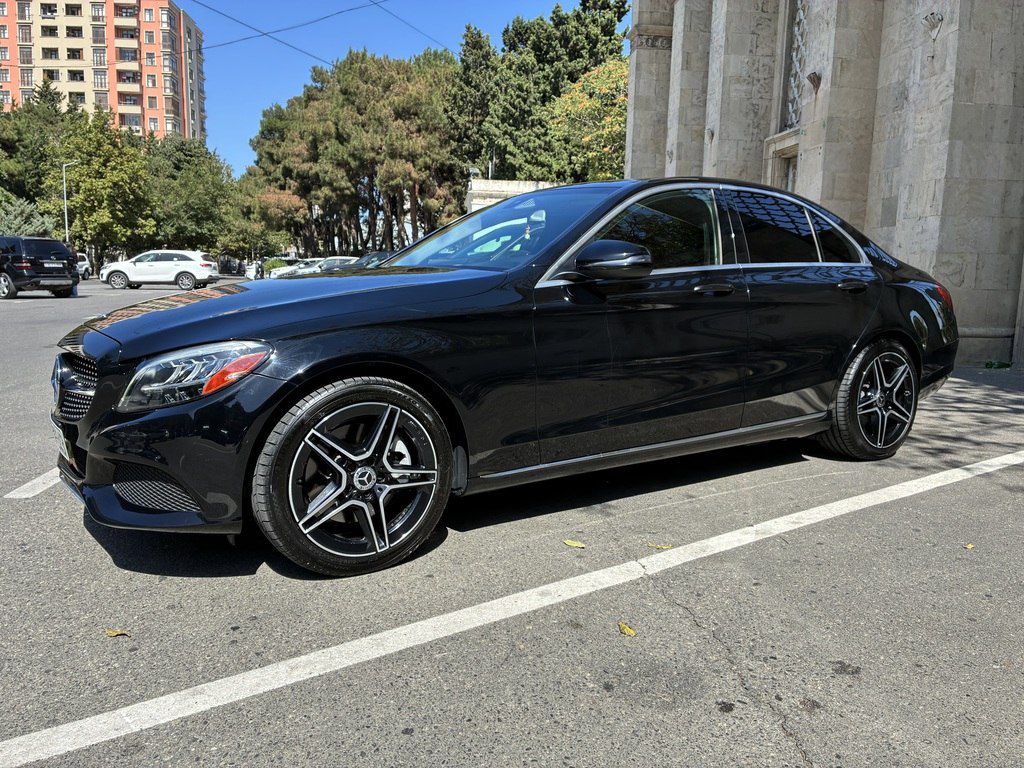 Mercedes C 300, 2.0 L, 2019 il, 67 500 km — Avtomobillər, Bakı (7)