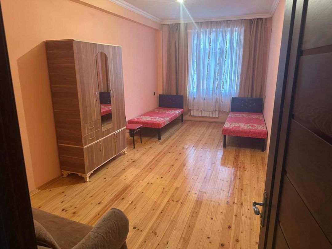 İcarəyə verilir 2 otaqlı köhnə tikili 60 m² — Mənzil, Bakı (3)