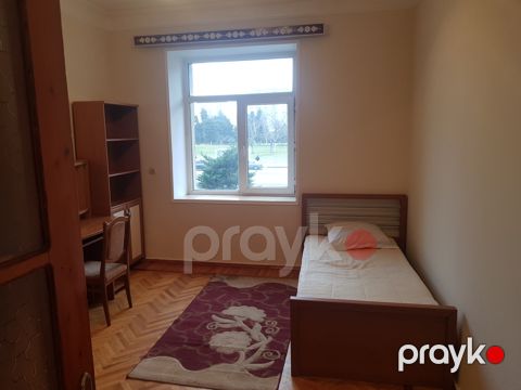 İcarəyə verilir 3 otaqlı köhnə tikili 75 m²