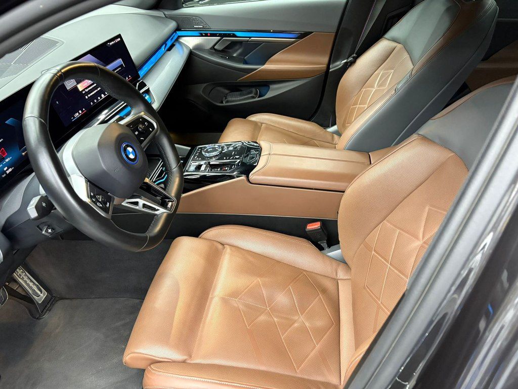 BMW i5, 81.2 kWh, 2023 il, 37 800 km — Avtomobillər, Bakı (7)