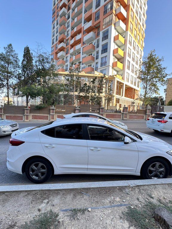 Hyundai Avante, 1.6 L, 2017 il, 153 000 km — Avtomobillər, Bakı (4)