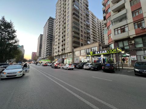 Satılır obyekt 37.5 m² — Bakı