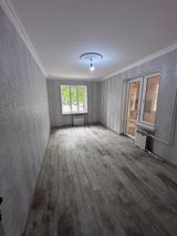 Satılır 3 otaqlı köhnə tikili 65 m² — İrşad Bəy — Mənzil