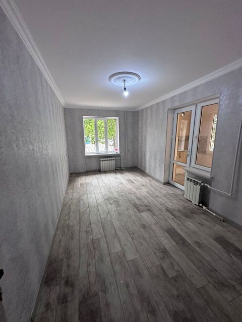 Satılır 3 otaqlı köhnə tikili 65 m² — Bakı