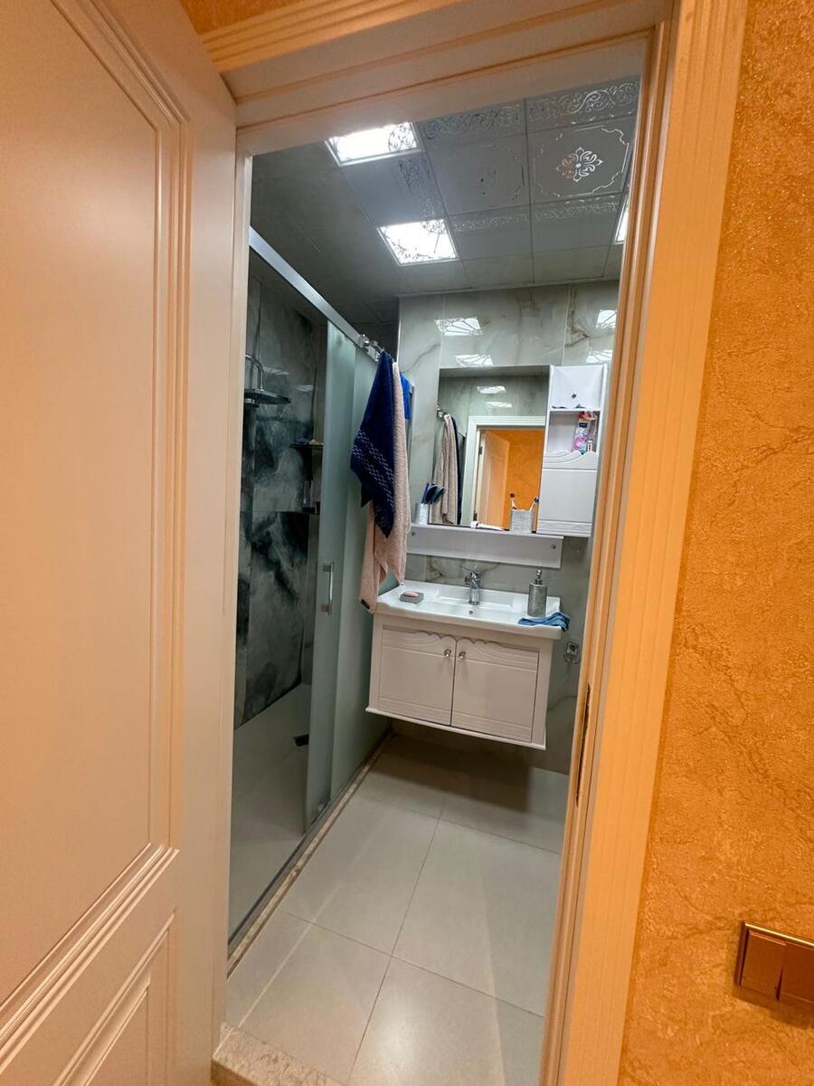 Satılır 2 otaqlı köhnə tikili 55 m² — Mənzil, Bakı (8)