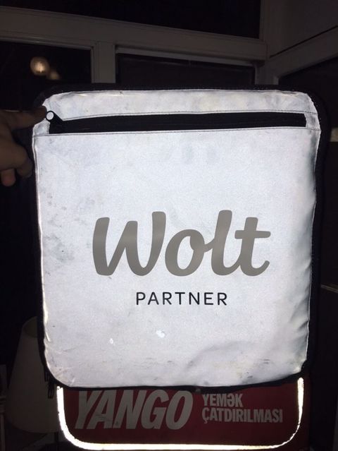 Wolt Partner termo çatdırılma çantası - Çiyin və ya velosiped/moped — Sumqayıt