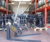 "JCB 3DX" ekskavator-yükləyici çəngəli — Строительная техника