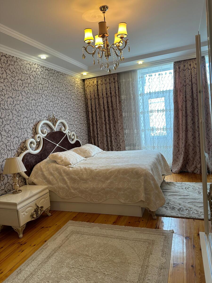Satılır 4 otaqlı köhnə tikili 100 m² — Mənzil, Bakı (5)