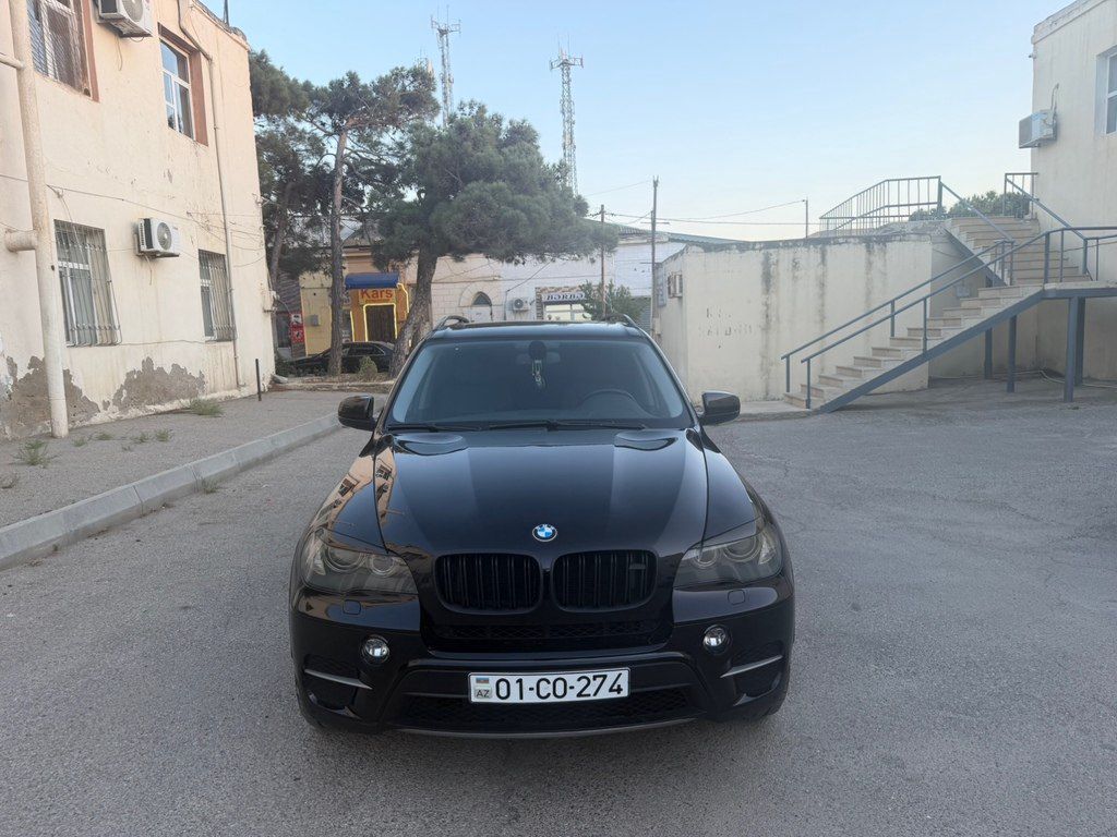 BMW X5, 3.0 L, 2011 il, 300 000 km — Avtomobillər, Bakı