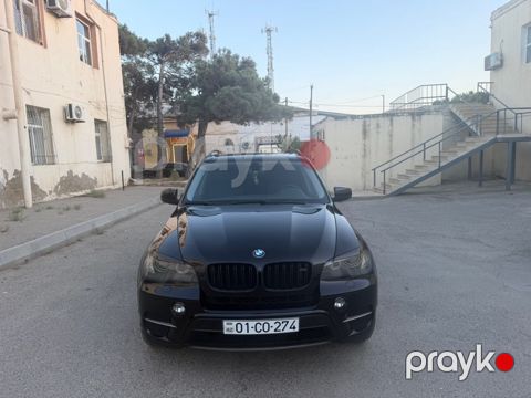 BMW X5, 3.0 L, 2011 il, 300 000 km