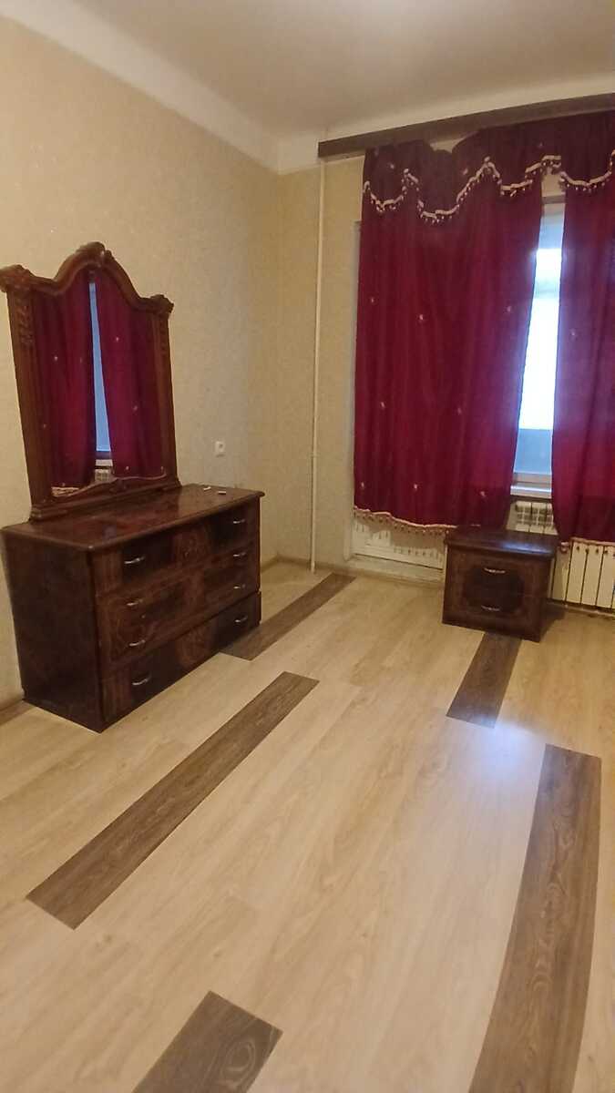 İcarəyə verilir 6 otaqlı köhnə tikili 110 m² — Mənzil, Bakı (5)