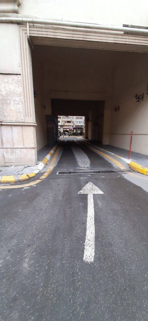 Satılır 2 otaqlı yeni tikili 75 m² — Bakı