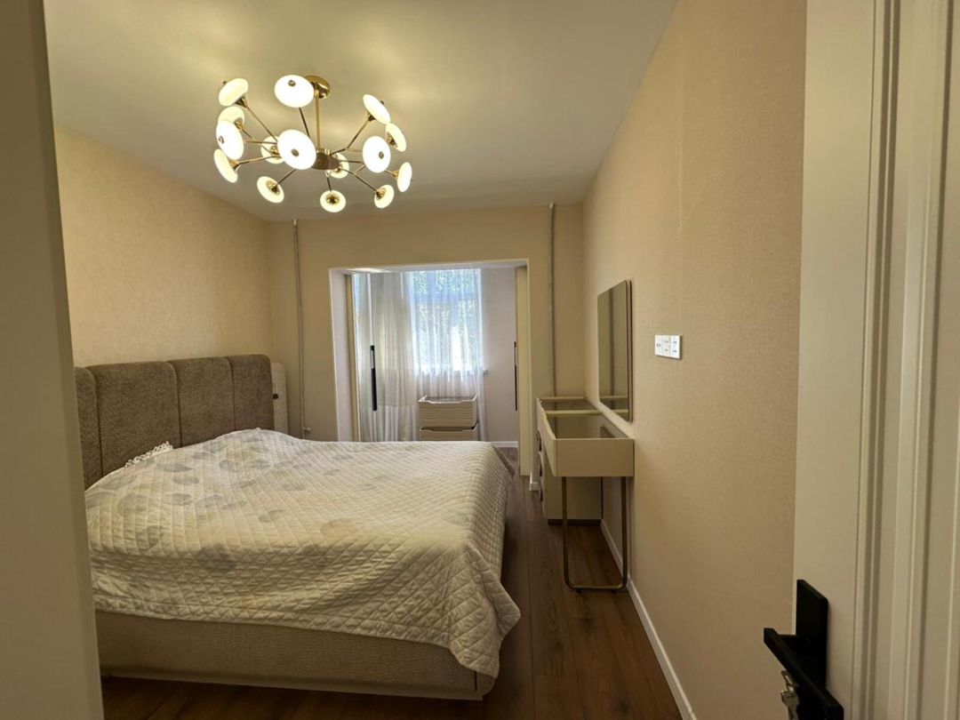 Satılır 2 otaqlı köhnə tikili 66 m² — Mənzil, Bakı (3)