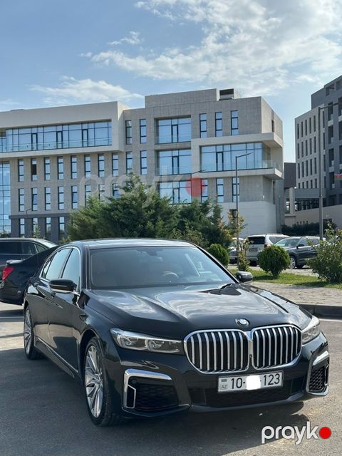 BMW 740, 3.0 L, 2016 il, 199 785 km
