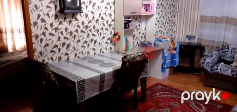 İcarəyə verilir 3 otaqlı köhnə tikili 120 m²