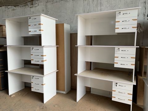 Ofis masaları — Office furniture
