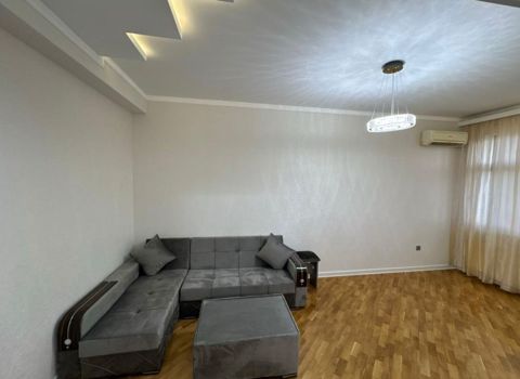 İcarəyə verilir 3 otaqlı yeni tikili 90 m² — Bakı