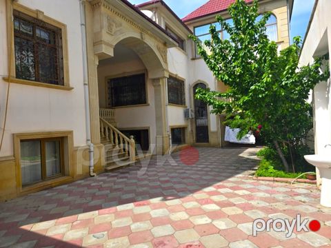 Satılır 9 otaqlı həyət evi/bağ evi 1200 m²