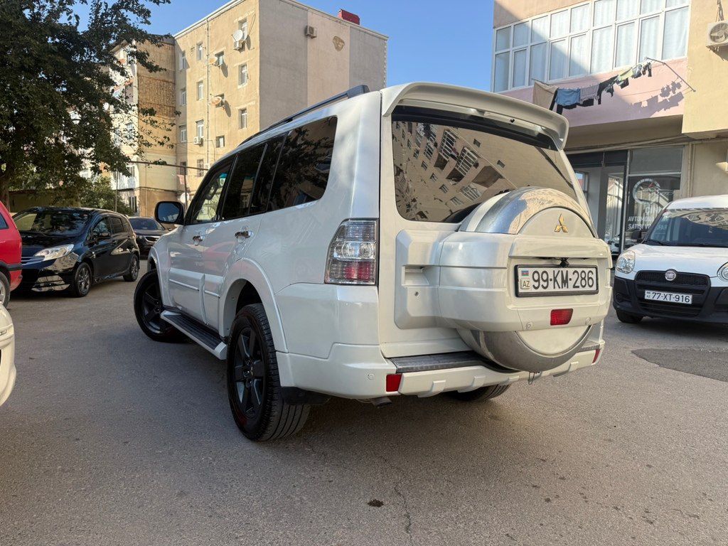 Mitsubishi Pajero, 3.8 L, 2007 il, 330 000 km — Avtomobillər, Sumqayıt (6)