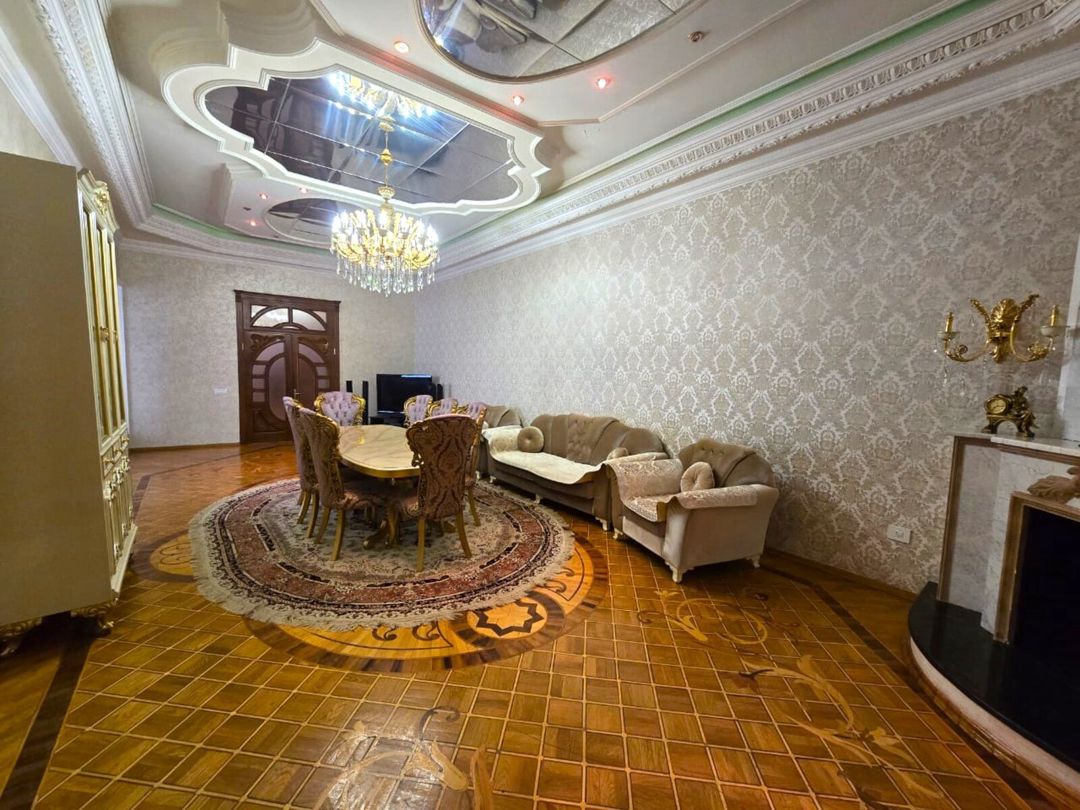 Satılır 9 otaqlı həyət evi/bağ evi 1200 m² — Ev, villa, Bakı (4)