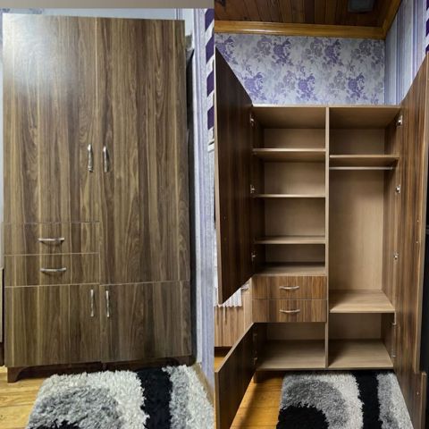 Dolab satılır 110₼. Problemi yoxdur. Ünvan Hövsan. 7181. Fatimə99 — Saray