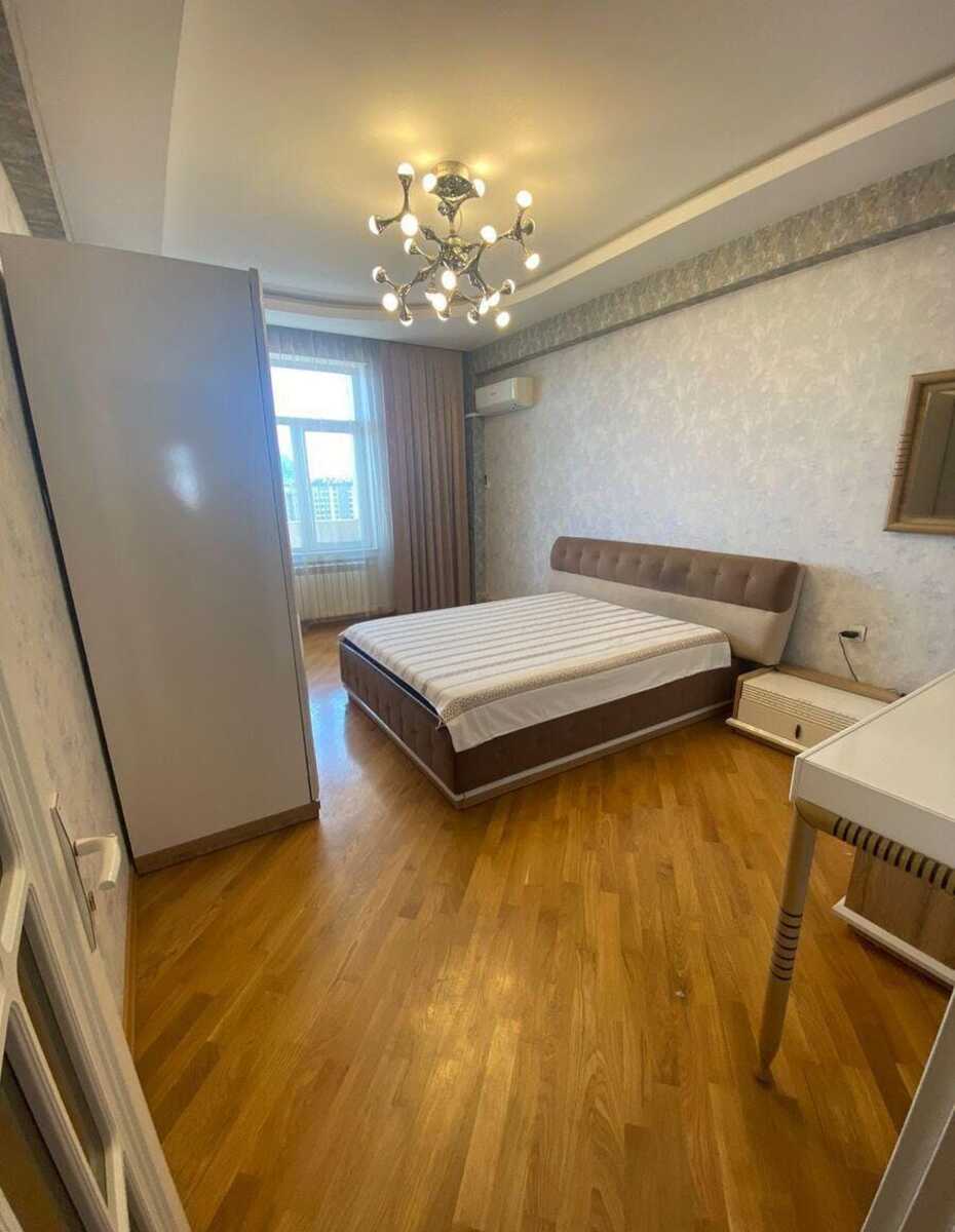 İcarəyə verilir 3 otaqlı yeni tikili 160 m² — Mənzil, Bakı (10)