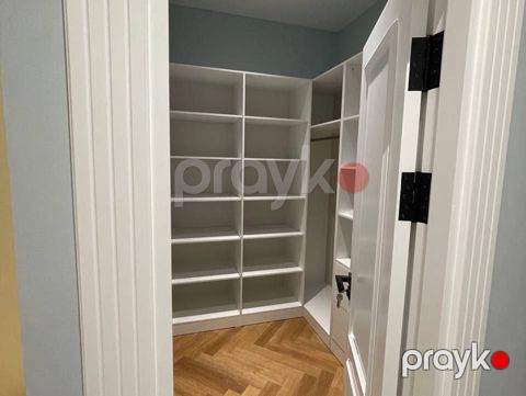 İcarəyə verilir 4 otaqlı yeni tikili 180 m²