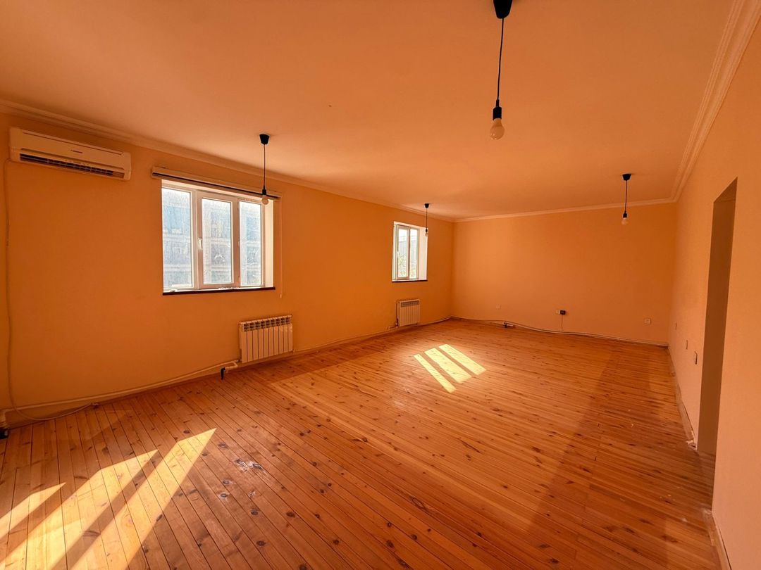 Satılır 8 otaqlı həyət evi/bağ evi 850 m² — Ev, villa, Bakı (9)