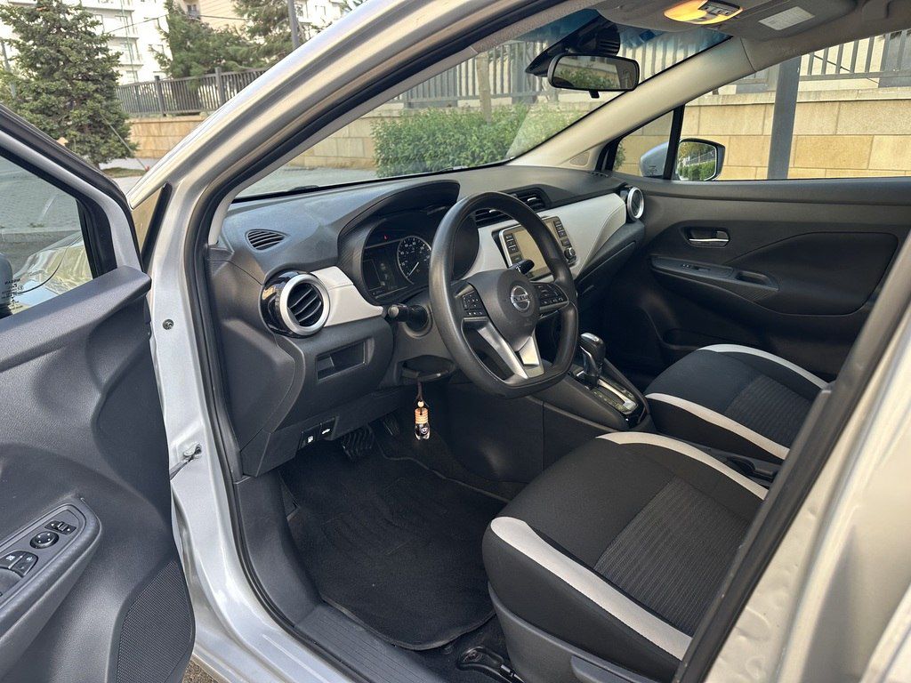 Nissan Versa, 1.6 L, 2020 il, 172 000 km — Avtomobillər, Bakı (12)
