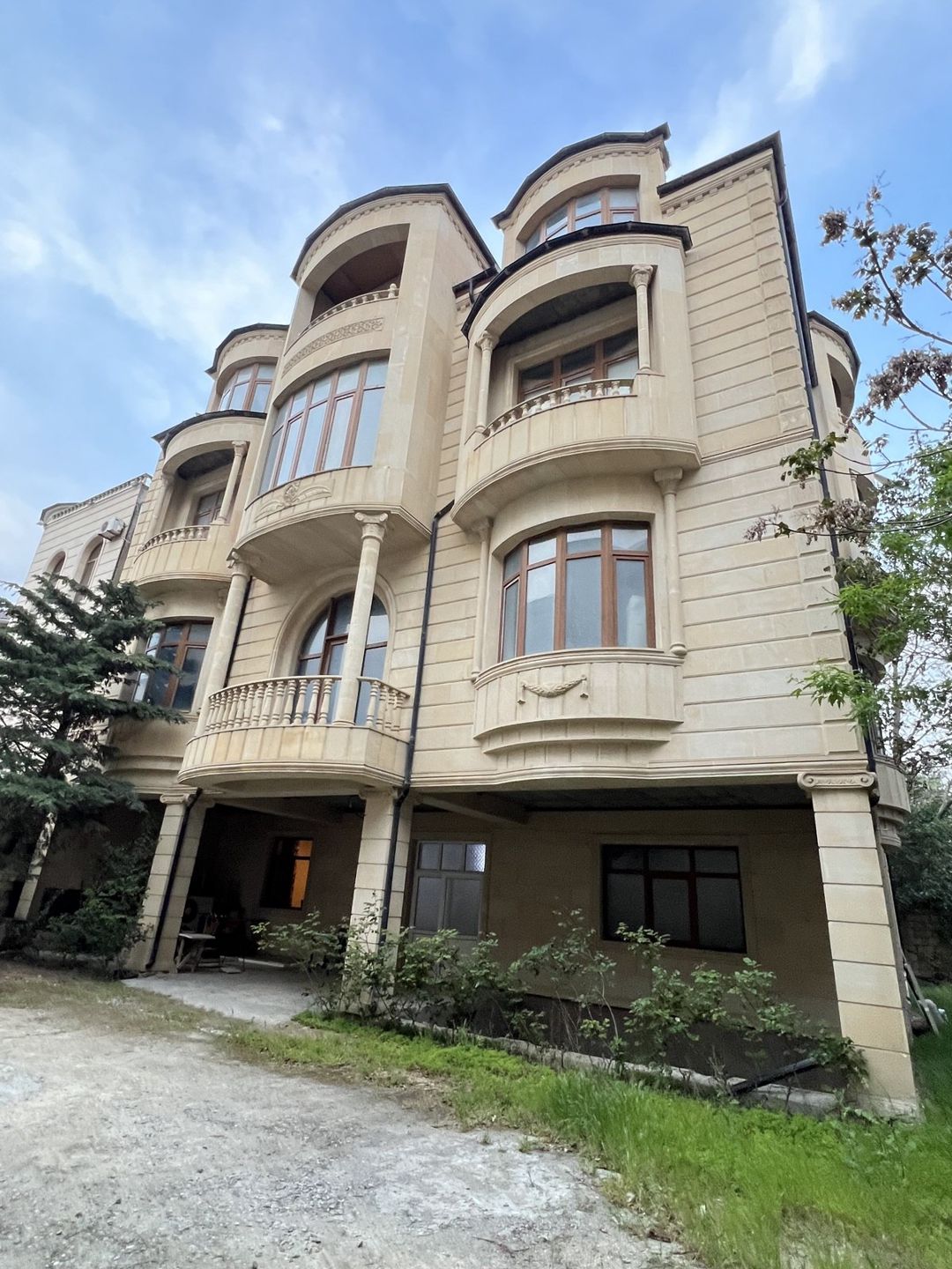 Satılır 7 otaqlı həyət evi/bağ evi 900 m² — Ev, villa, Bakı (3)