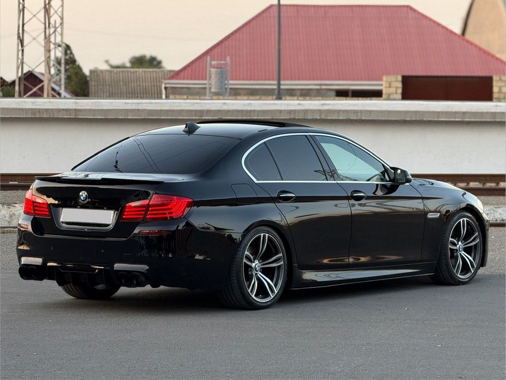 BMW 528, 2.0 L, 2015 il, 148 125 km — Avtomobillər, Gəncə (10)