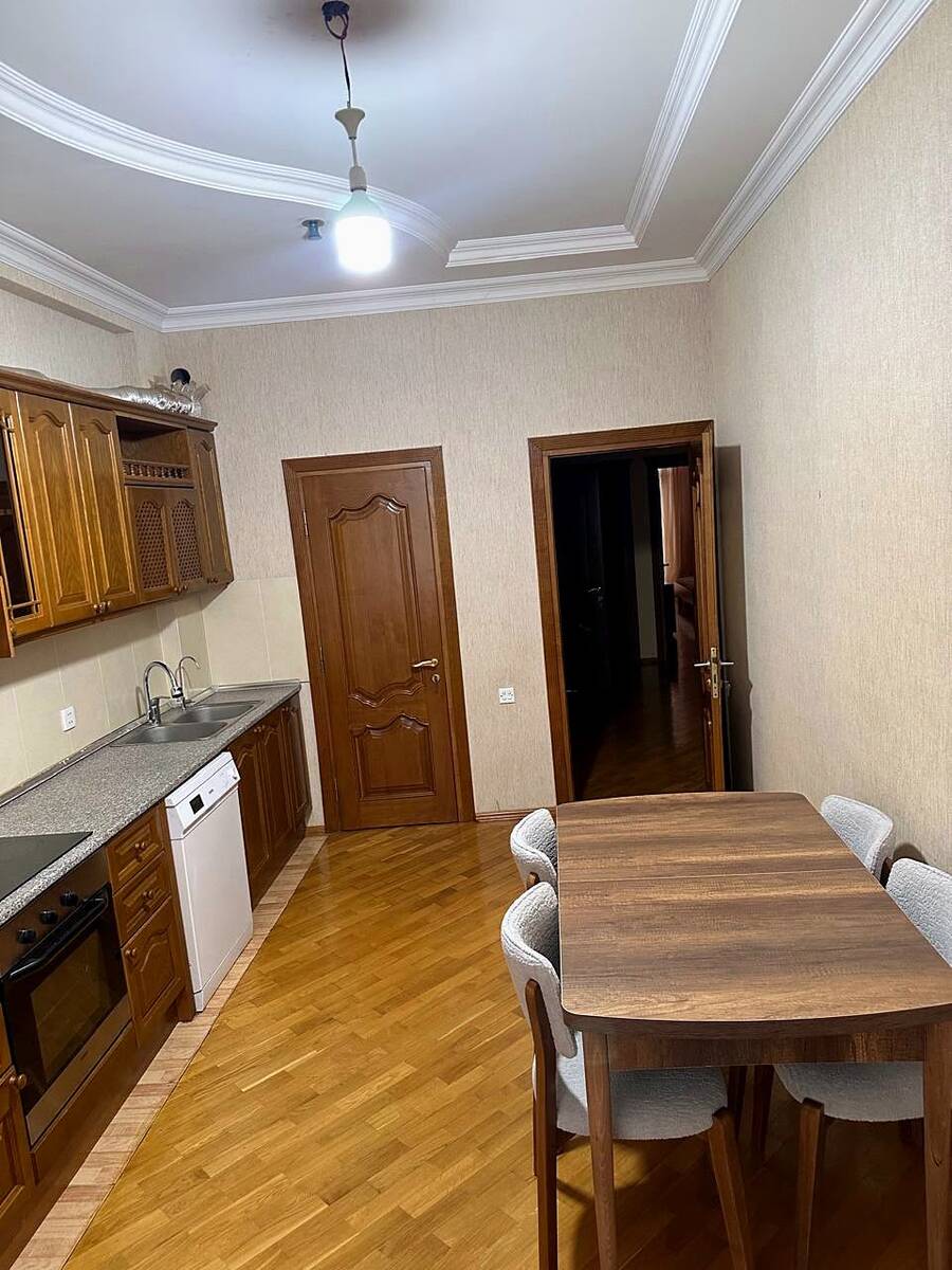 İcarəyə verilir 3 otaqlı yeni tikili 120 m² — Mənzil, Bakı (7)
