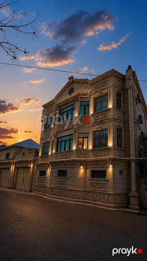 Satılır 10 otaqlı həyət evi/bağ evi 600 m²