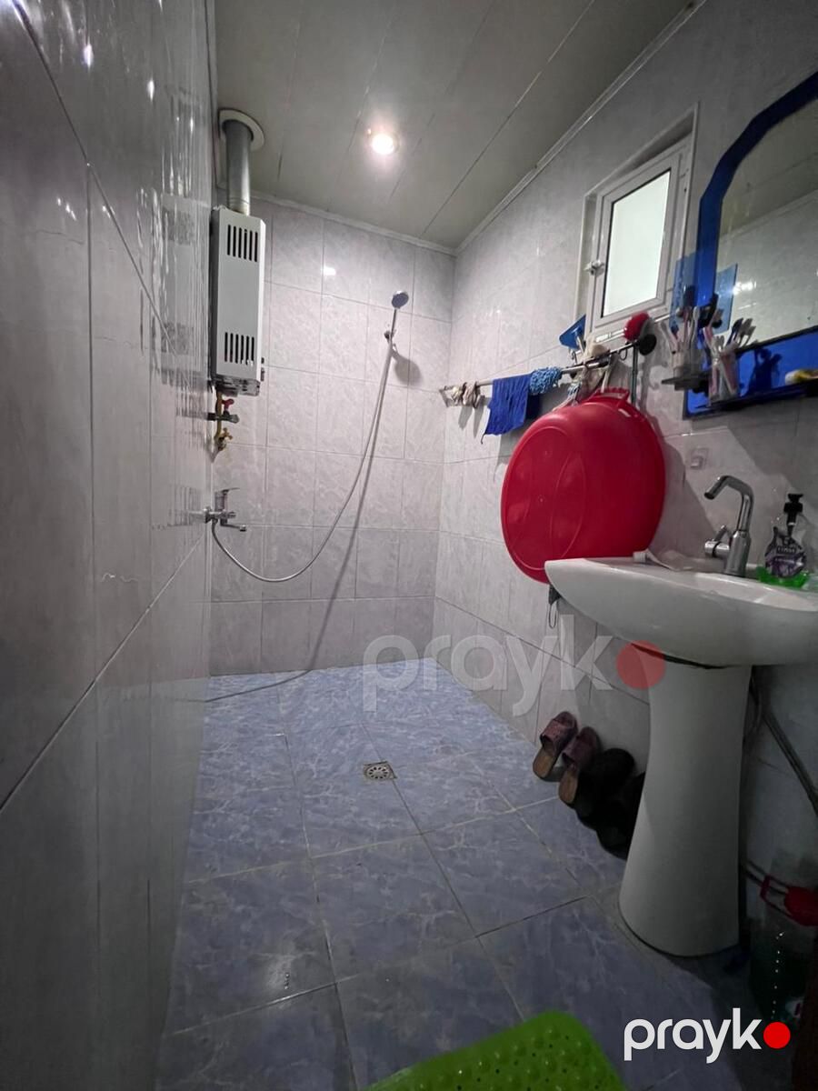 Satılır 4 otaqlı köhnə tikili 100 m² — Mənzil, Bakı (7)