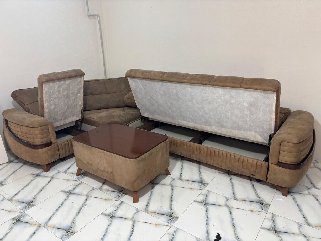 Damla Künc divan jurnalni daxil açilan ve bazali Qiymet 450azn Unvan — Divanlər, Bakı (3)