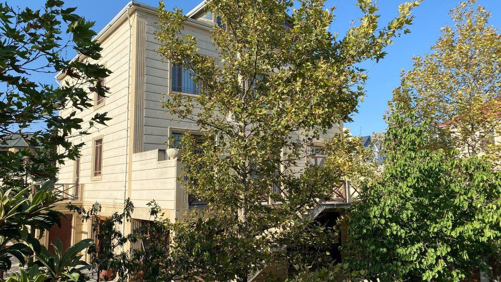Satılır 6 otaqlı həyət evi/bağ evi 600 m² — Ev, villa, Bakı (3)