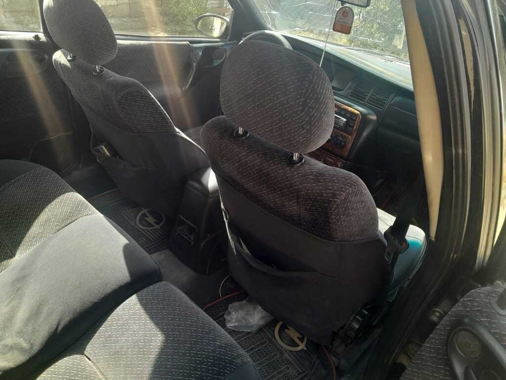 Opel Vectra, 1.8 L, 1997 il, 320 000 km — Avtomobillər, Gəncə (9)