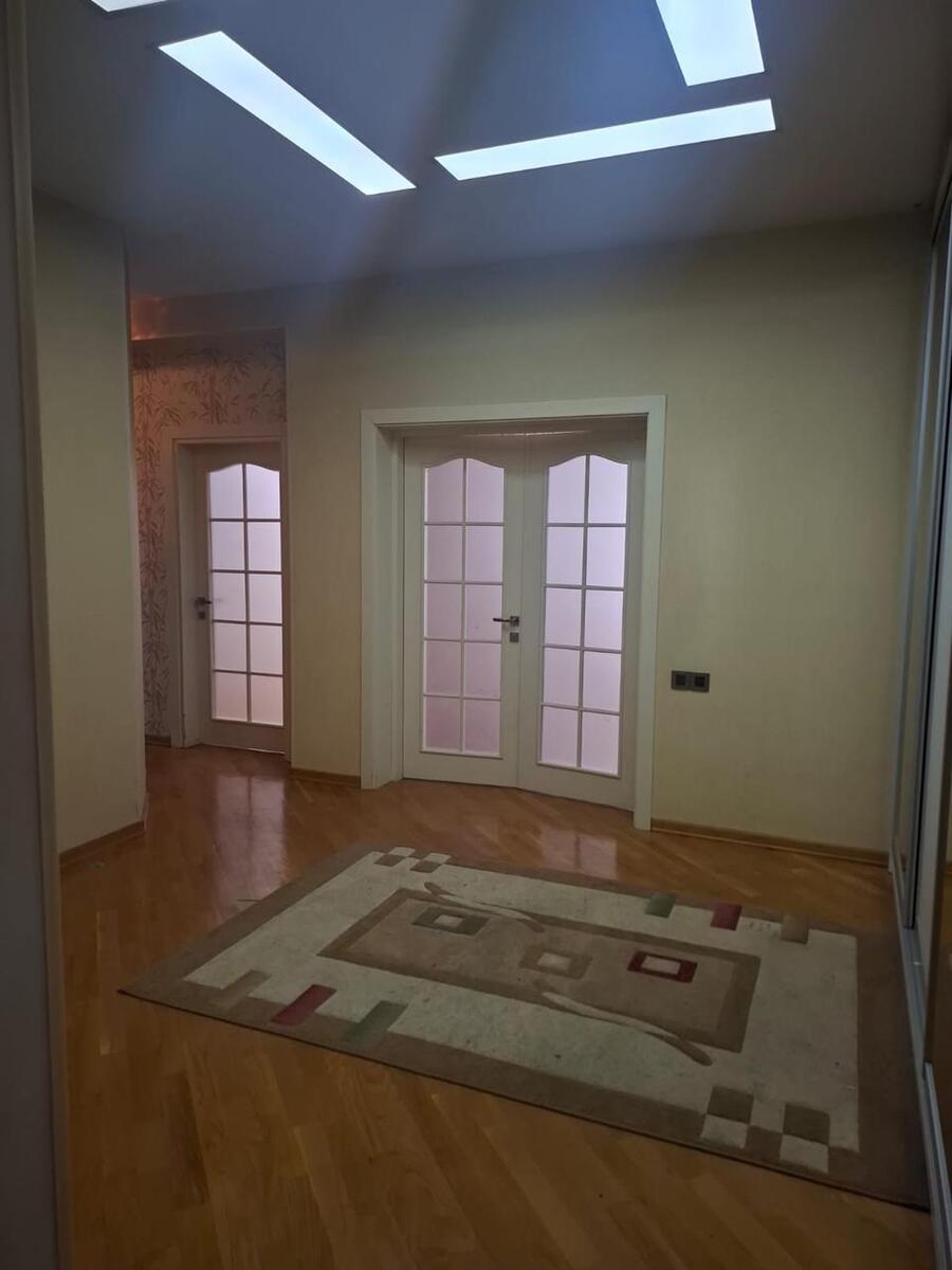 İcarəyə verilir 3 otaqlı yeni tikili 125 m² — Mənzil, Bakı (10)