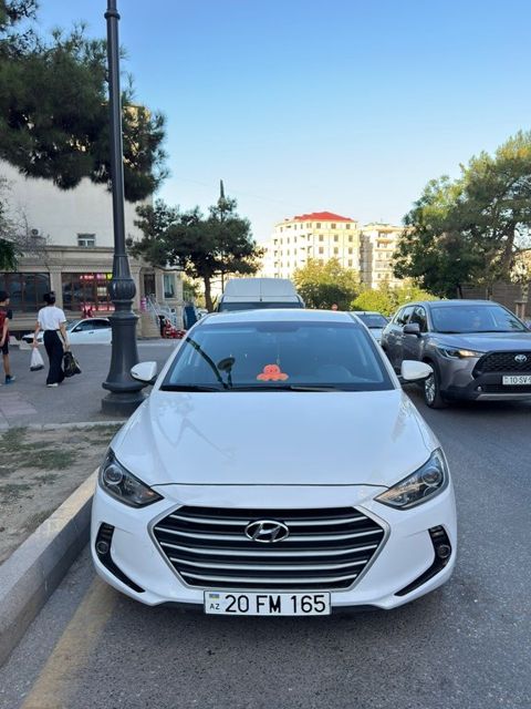 Hyundai Avante, 1.6 L, 2017 il, 153 000 km — Bakı