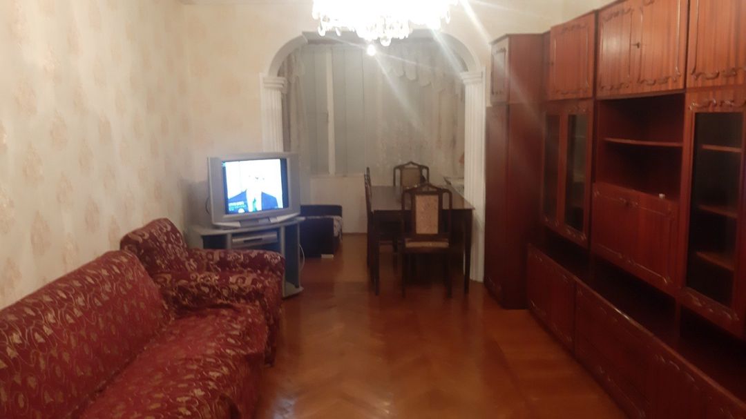 İcarəyə verilir 2 otaqlı köhnə tikili 50 m² — Mənzil, Bakı (3)