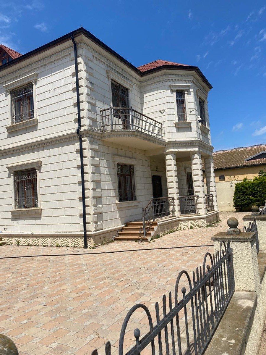 Satılır 7 otaqlı həyət evi/bağ evi 300 m² — Ev, villa, Bakı (2)